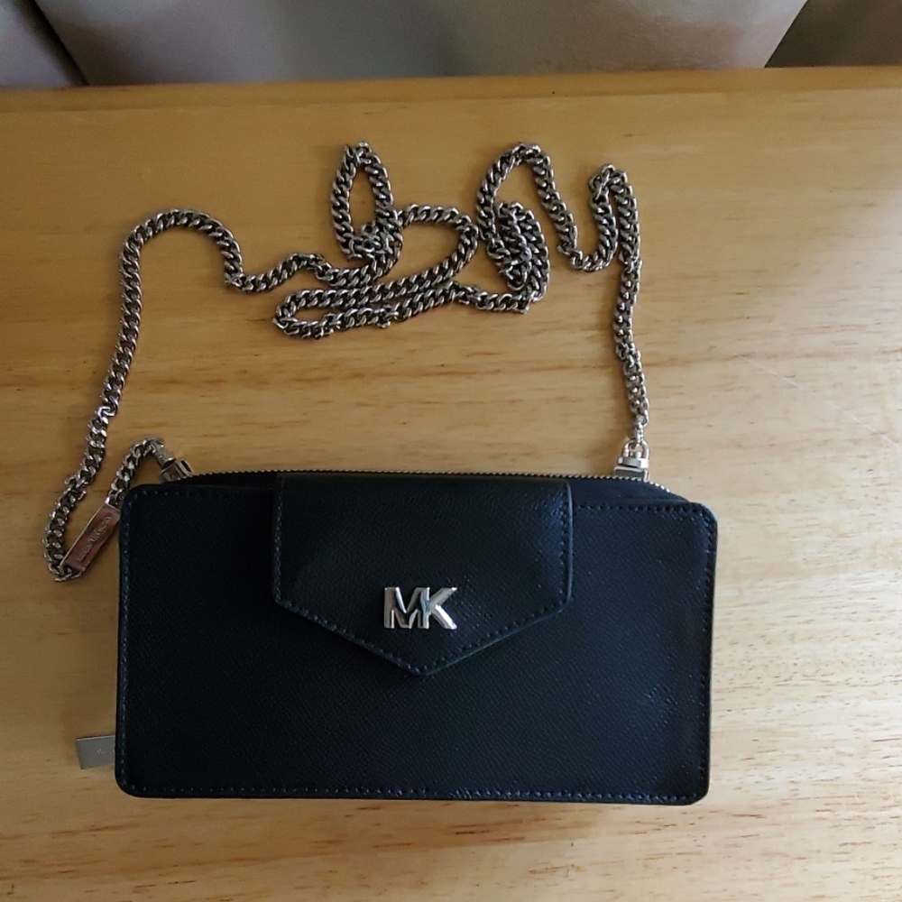Michael Kors crossbody phone purse